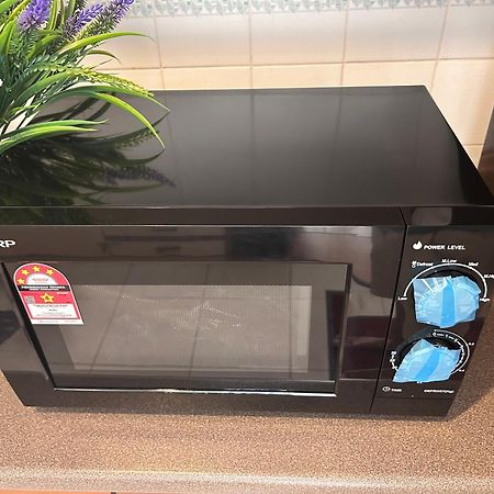 Riverbank Suites Waterfront 507 쿠칭 외부 사진