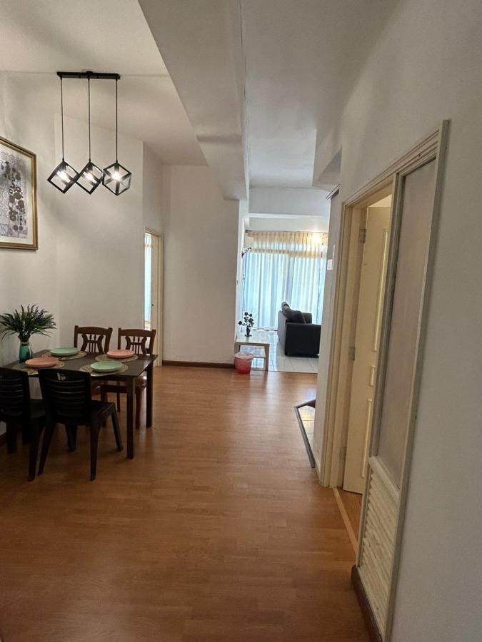 Riverbank Suites Waterfront 507 쿠칭 외부 사진
